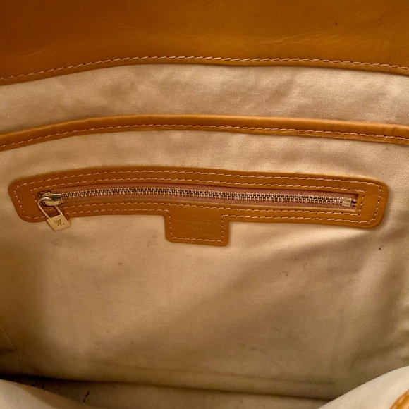 Louis Vuitton Beige Monogram Mini Lin Lucille GM - Picture 5 of 14